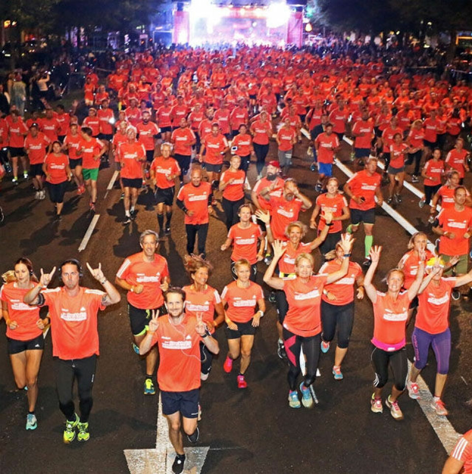 82 norske med da 24 992 løp Midnattsloppet i Stockholm Midnattsloppet.jpg