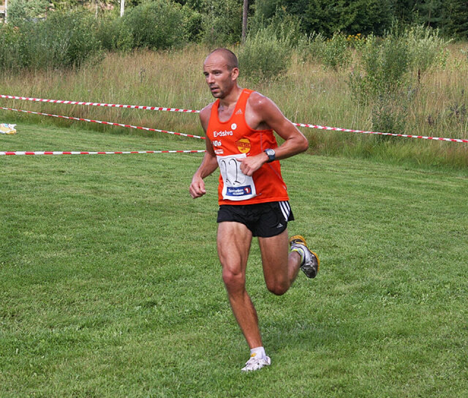 Sterke sololøp i skogen Maraton_John_Henry_Strupstad_halvveis