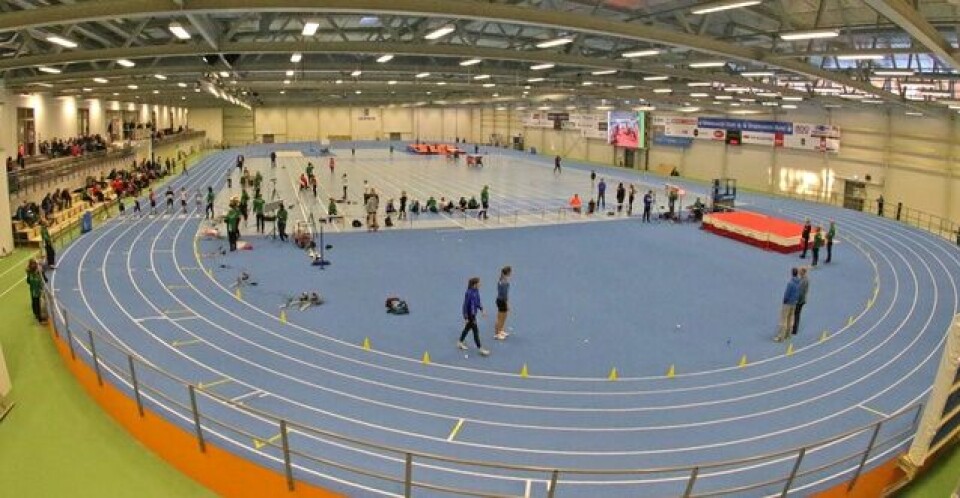 800 m og 1500 m-reportasjer fra UM i Ulsteinvik fra alle klasser! Hallen_3.jpg