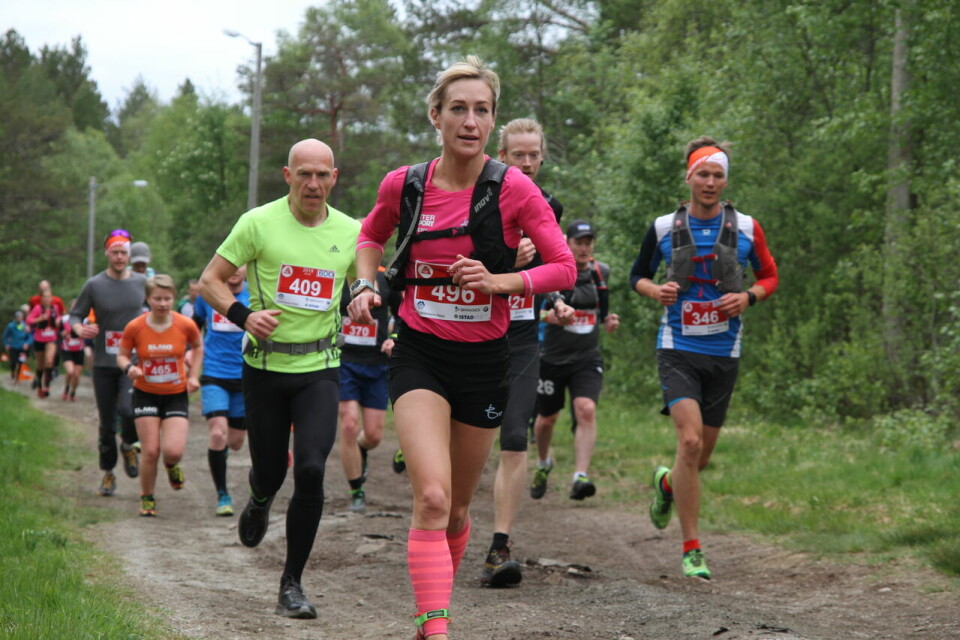 Johanna Åström og Kjell Magnar Berli vant Molde7topper Start_Helene_Herje_Ellingsen
