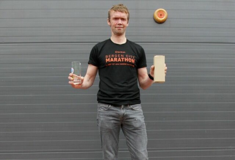 Helge Hafsås kunne enda en gang stå øverst på pallen i et maratonløp. Etter litt motgang og skader er Helge nå på vinnersporet igjen i sitt 51. leveår Helge Hafsås kunne enda en gang stå øverst på pallen i et maratonløp. Etter litt motgang og skader er Helge nå på vinnersporet igjen i sitt 51. leveår