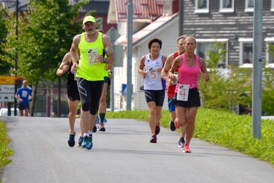 Helge Hafsås og Louise Skak vant maraton i Hornindal Heil_Raaheim_Jekteberg