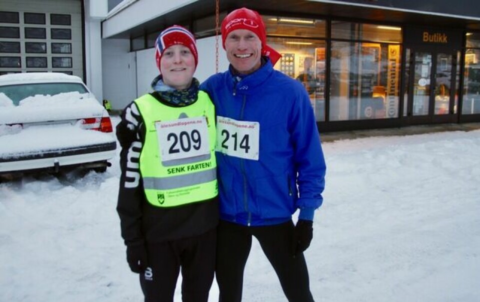 Pål Andre Lervåg (vinner) og Jan Ketil Vinnes (214) tok de to første plassene på 10 km i Ålesund vinterkarusell. Foto: Sigbjørn Lerstad Pål Andre Lervåg (vinner) og Jan Ketil Vinnes (214) tok de to første plassene på 10 km i Ålesund vinterkarusell. Foto: Sigbjørn Lerstad