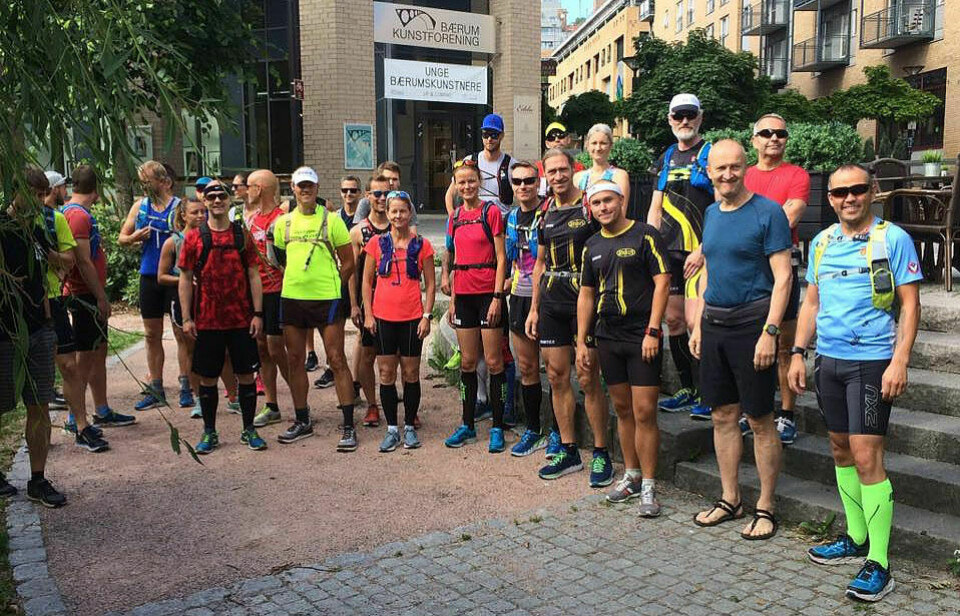 Ny utgave av Löplabbets NestenMidtsommer Maraton 22. juni Før start i Sandvika. Foto: Arrangøren