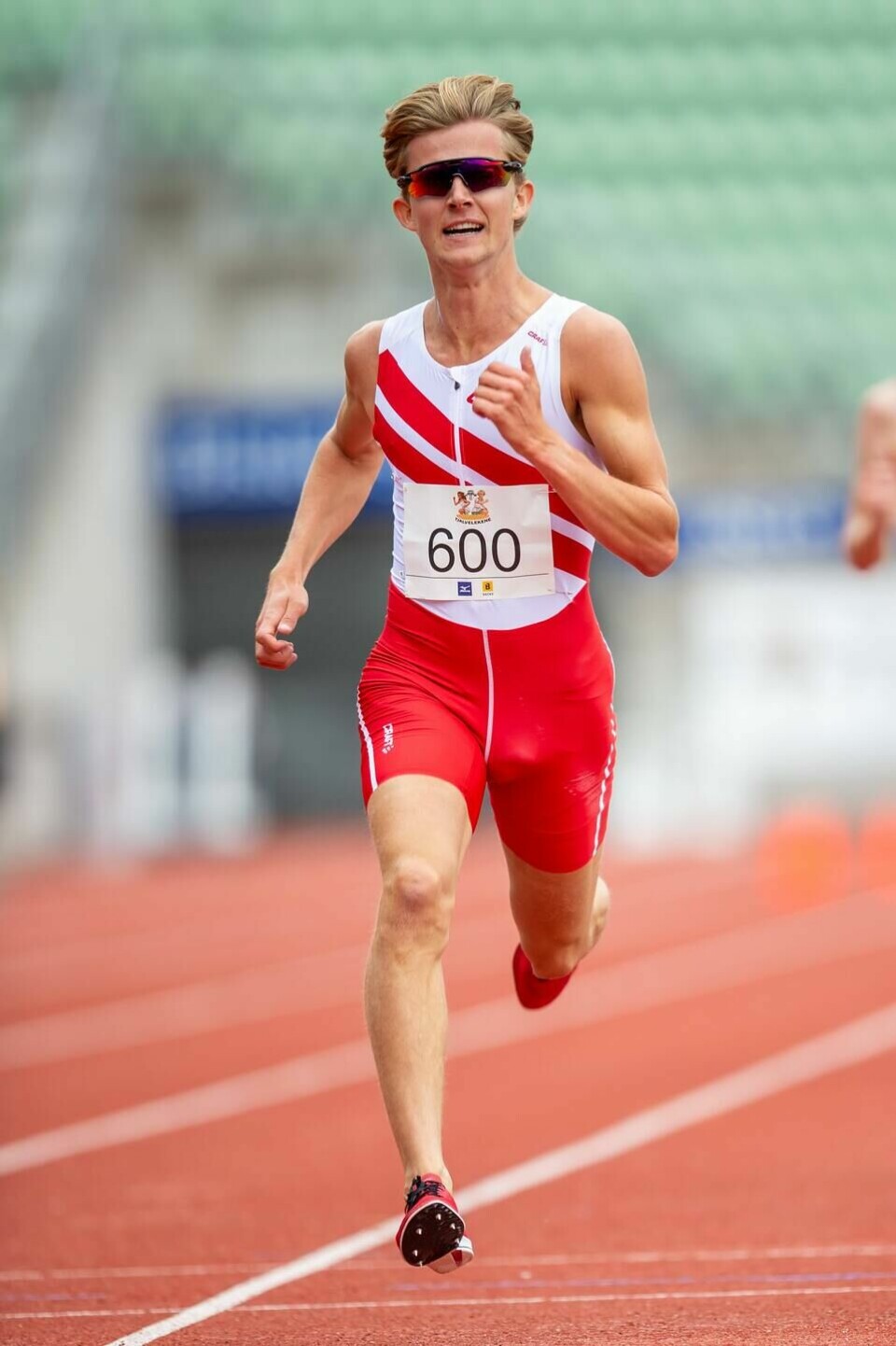 Tjalvelekene med 2000 m og 3000 m lørdag Vinneren.jpg