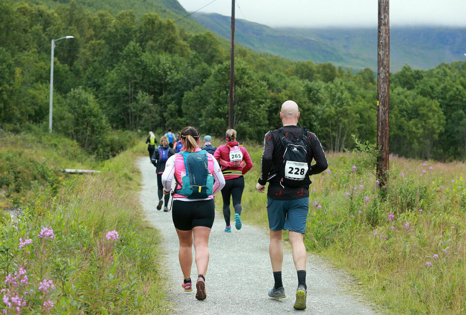 Tromsø Mountain Challenge: Trippelgutter best på 50 km fjellultra 25km_inn_i_taakeheimen_1280_AZ3T9478.jpg
