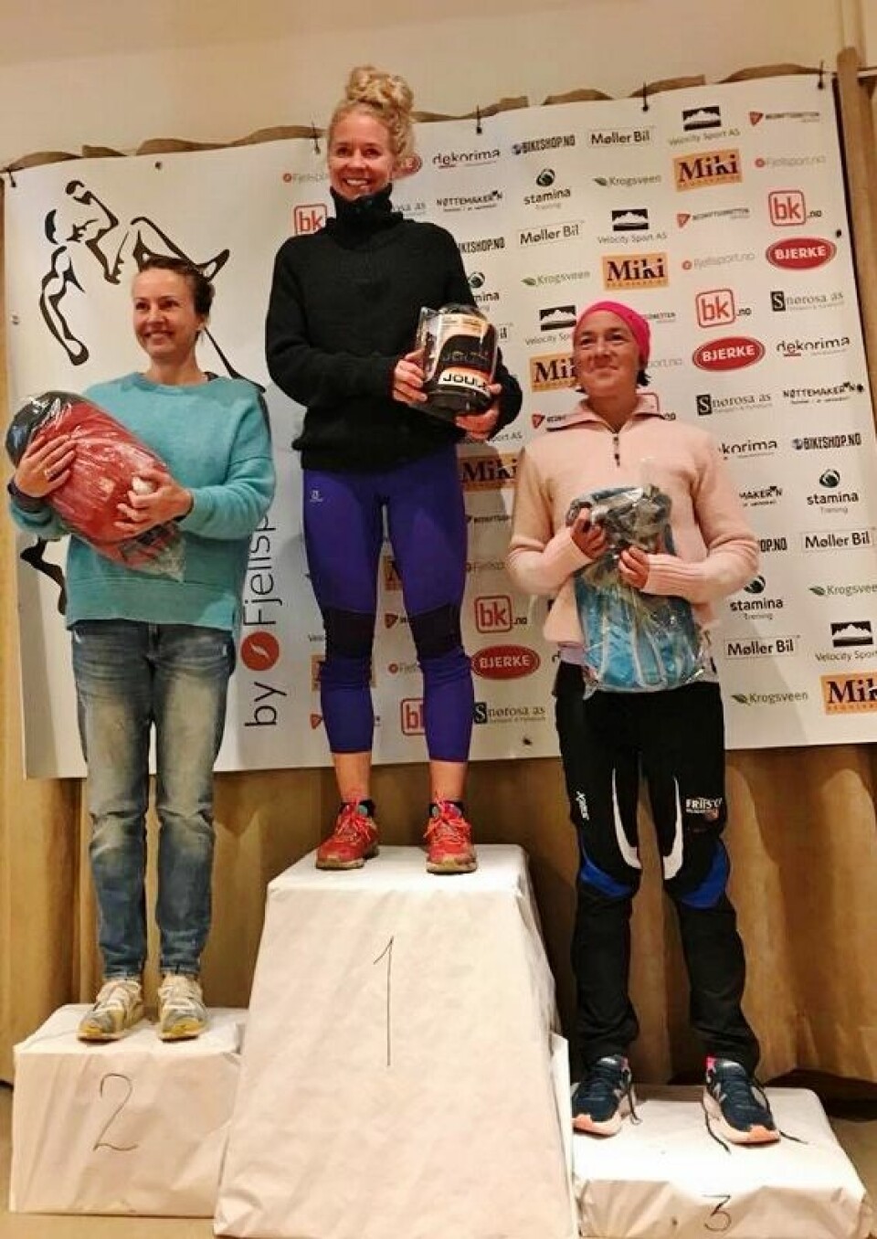 Therese Falk og Frank Løke vant Backyard Ultra Topp3sisterunde_Aspesletten_Falk_Værdalshaug (567x800).jpg