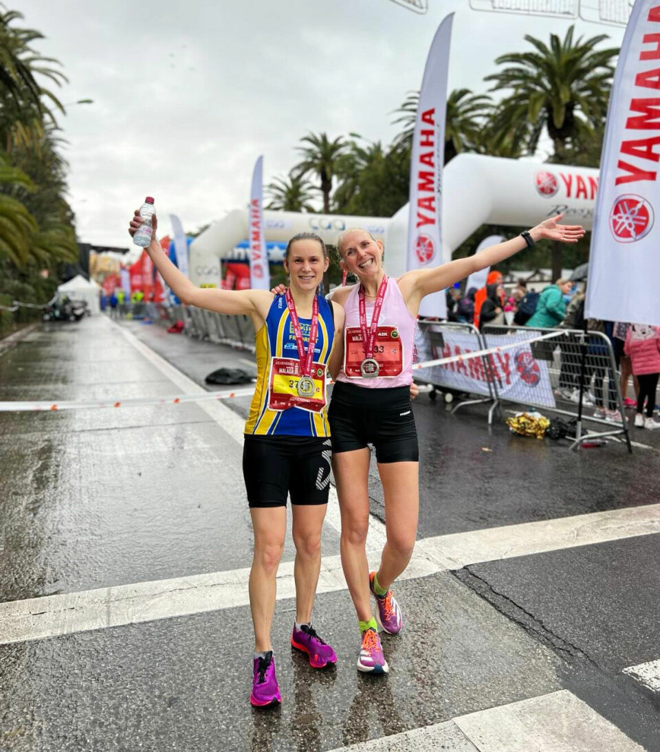 Norsk åttendeplass og tre norske klasseseire i Malaga Maraton Heidi-Pharo-og-Astrid-Brathaug-Soerset-2.jpg
