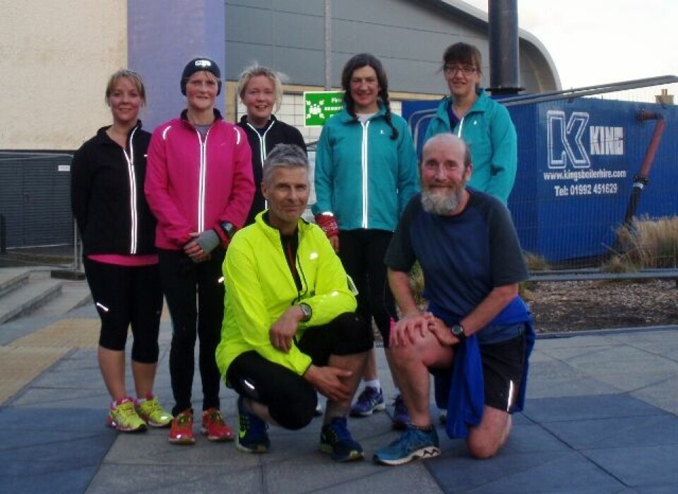Noen av løperne i The Pickaquoy Running Group. Vi ser bl.a Mons Tingelstad og Peter Fay (privat foto) Noen av løperne i The Pickaquoy Running Group. Vi ser bl.a Mons Tingelstad og Peter Fay (privat foto)
