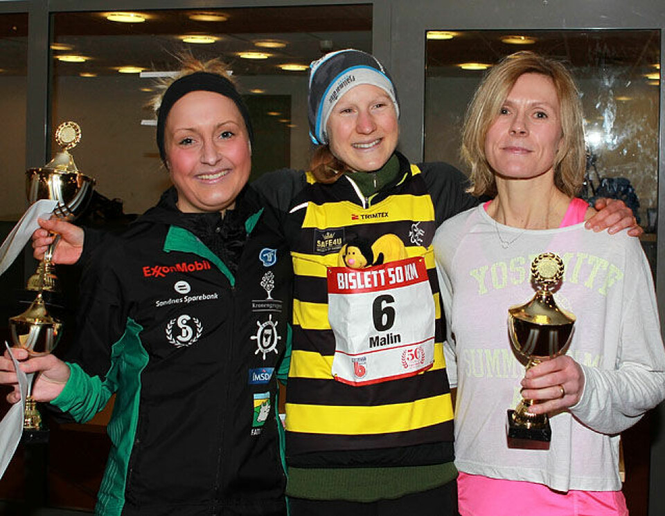 Svein Ove Risa og Malin Klintefjord vant Bislett 50 km Pall_damer_Klungtveit_Klintefjord_Brande_Pall_damer_A20G0946.jpg