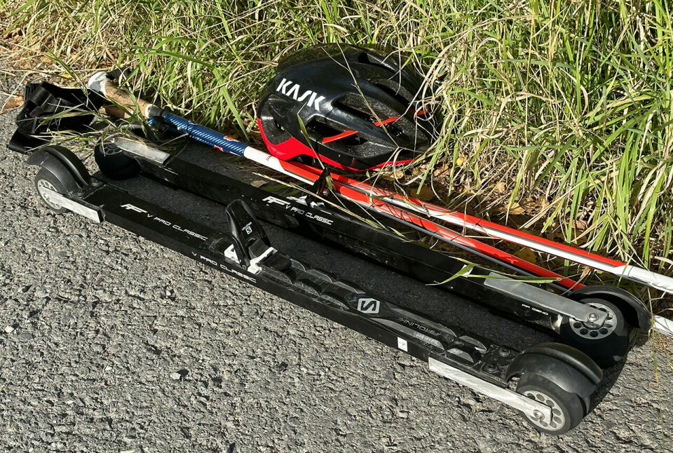 Dette er en responsiv og retningsstabil rulleski som anbefales alle bortsett fra nybegynnere som går på kuperte og svingete veier. (Foto: FFskis.no) Dette er en responsiv og retningsstabil rulleski som anbefales alle bortsett fra nybegynnere som går på kuperte og svingete veier. (Foto: FFskis.no)