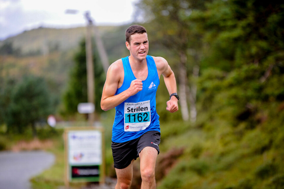 Sigurd Ruud Skjeseth vant Knarvikmilas 10 km etter duell med Senay Fissehatsion og Frew Brkineh _DSC4802.jpg