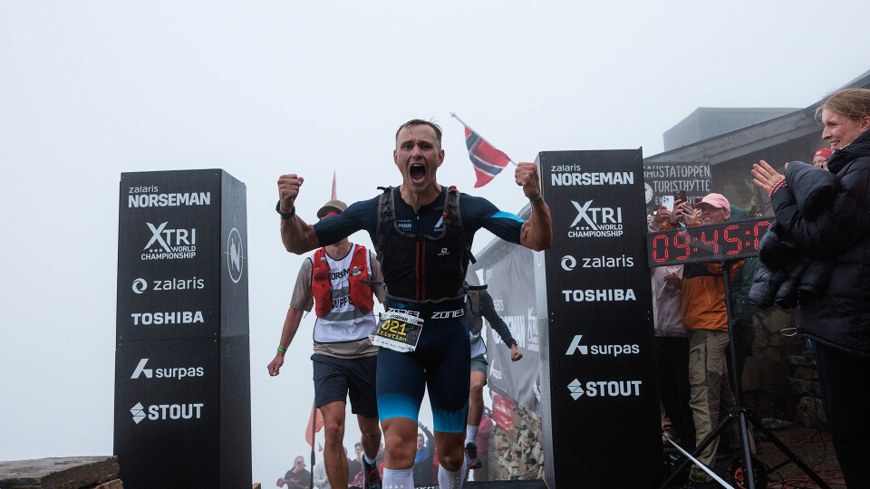 Etter flere år på pallen kunne Kristian Grue endelig juble for seier i Norseman. (Sylvain Cavatz / NXTRI) Etter flere år på pallen kunne Kristian Grue endelig juble for seier i Norseman. (Sylvain Cavatz / NXTRI)