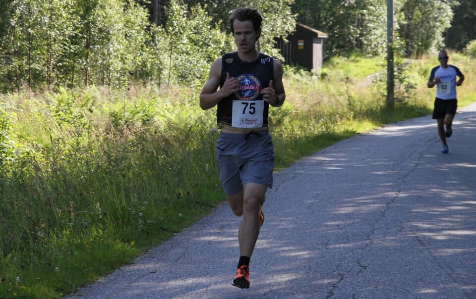 62 løpere i sommerkarusellen i Ålesund 5kmvinner_Nikolai_Handle_Olsen