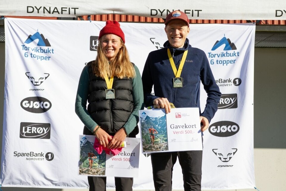Isak Bergset og Johanna Åström til topps i solfylt Torvikbukt 6 topper 14_IMG_5245v2_1600.jpg