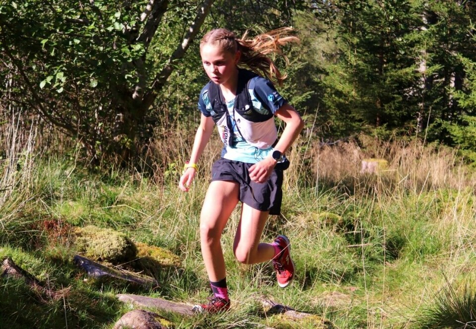 Isak Bergset og Johanna Åström til topps i solfylt Torvikbukt 6 topper 17_240914_t6t_foto_per_kaare_gagnat_08.jpg