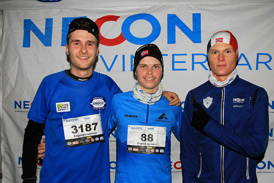 Premiepallen for menn 10km: Andreas Iden, Erlend Jensen og Sondre Øvre-Helland. Premiepallen for menn 10km: Andreas Iden, Erlend Jensen og Sondre Øvre-Helland.