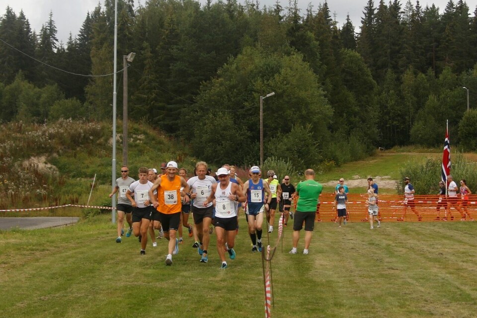 Sterke tider på halv i Kongsvinger Maraton Start_hel.jpg