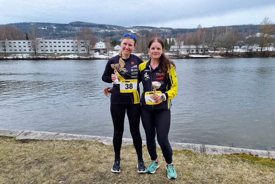 Isabel Aarnes (til v.) og Vibeke Bergsletten, begge Romerike Ultraløperklubb, godt fornøyd med henholdsvis seier og pers på maraton i Drammen. (Foto: Privat) Isabel Aarnes (til v.) og Vibeke Bergsletten, begge Romerike Ultraløperklubb, godt fornøyd med henholdsvis seier og pers på maraton i Drammen. (Foto: Privat)