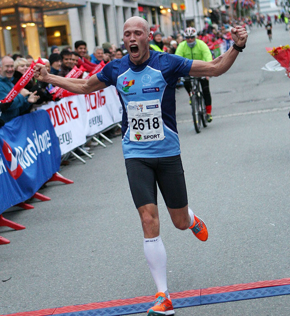 Delt 'svensk' seier i Midnight Sun Marathon Glenn_Thomas_Martinsen_A20G5975.jpg