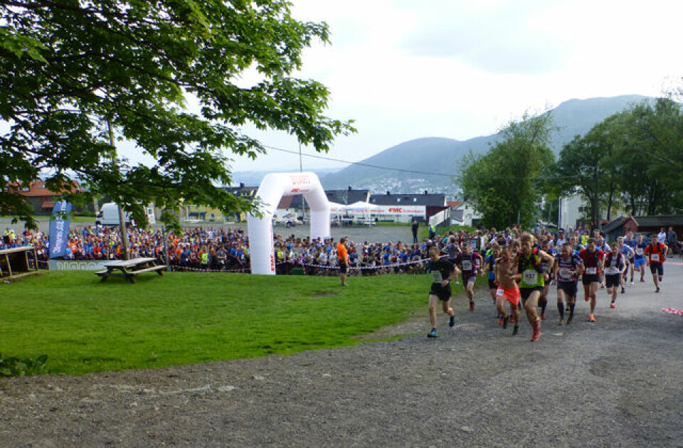 Lilleskare og Angermund-Vik vant Bergen Fjellmaraton Fjellmaraton starten foto janne jensen 640.jpg