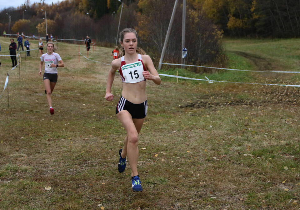Emilie Mo løp fortest av alle jentene under 20 år. (Foto: Runar Gilberg) Emilie Mo løp fortest av alle jentene under 20 år. (Foto: Runar Gilberg)