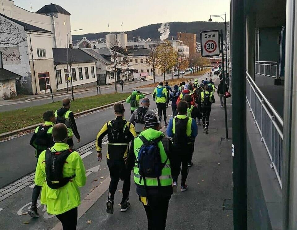 32 løp Löplabbets Allehelgensultra fra Drammen til Sandvika I-gang.jpg