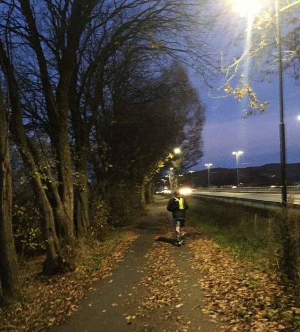 32 løp Löplabbets Allehelgensultra fra Drammen til Sandvika Langs_E18.jpg
