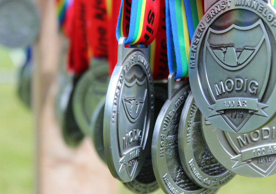 Mensen Ernst Minneløp blir arrangert for 36. gong 25. juni medalje-100-aar.jpg