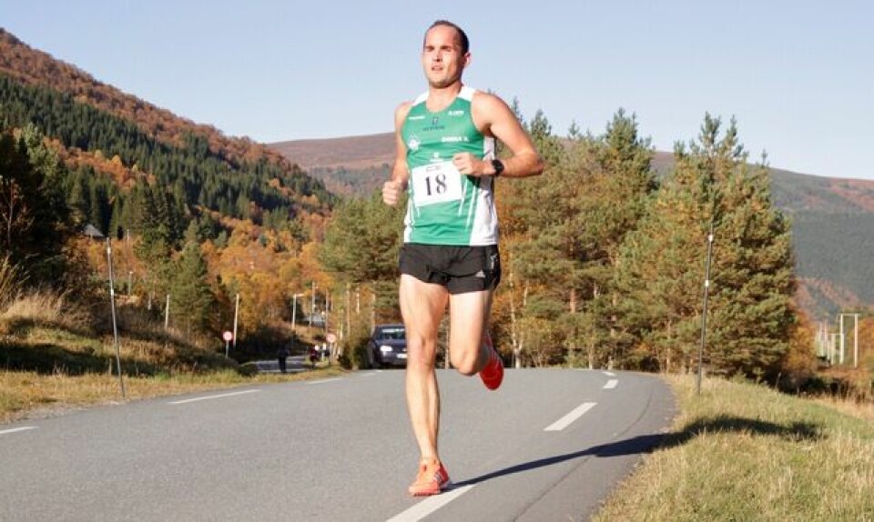 Selv om Olger Pedersen deltar på mange lokale løp, var dette første gang han var med på Snipsøyrvatnet Rundt. Det gikk så bra at han vant heile løpet. Selv om Olger Pedersen deltar på mange lokale løp, var dette første gang han var med på Snipsøyrvatnet Rundt. Det gikk så bra at han vant heile løpet.
