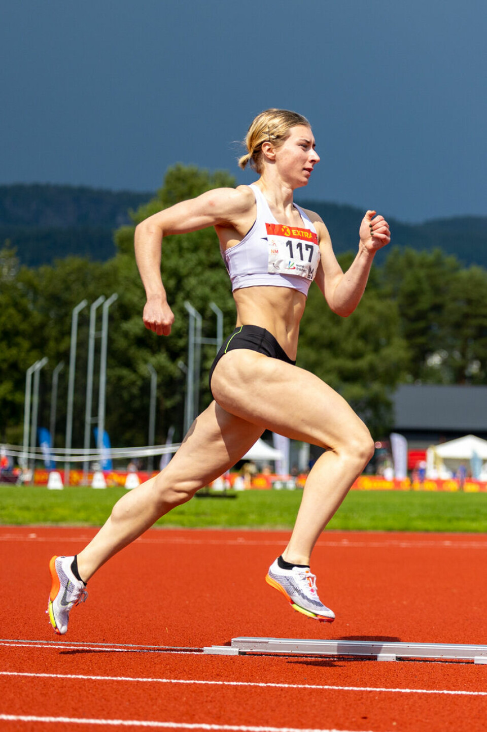 Hedda Hynne sikret seg NM-tittelen på 800-meter med minst mulig krefter 117 siden 8U3A9946.jpg
