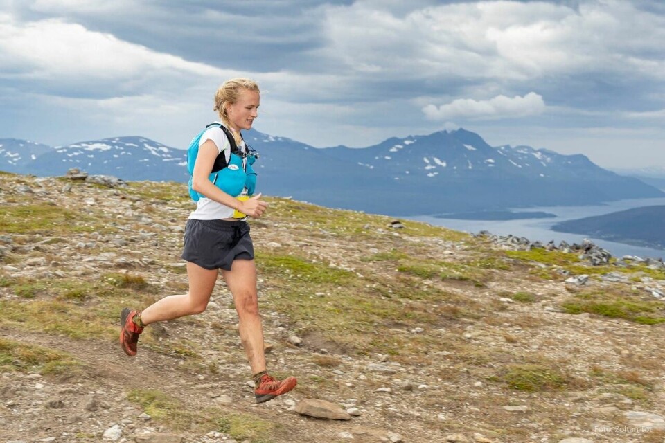 248 løp Tromsø Mountain Ultra, Erland Eldrup og Thea Hanssen vant 50K Jente_50K (1280x853).jpg