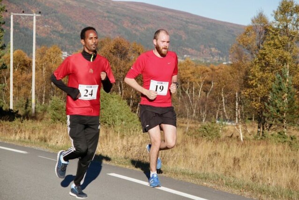 Olger Pedersen var raskest rundt Snipsøyrvatnet Simon_Samuel_and_Andreas_Haddal