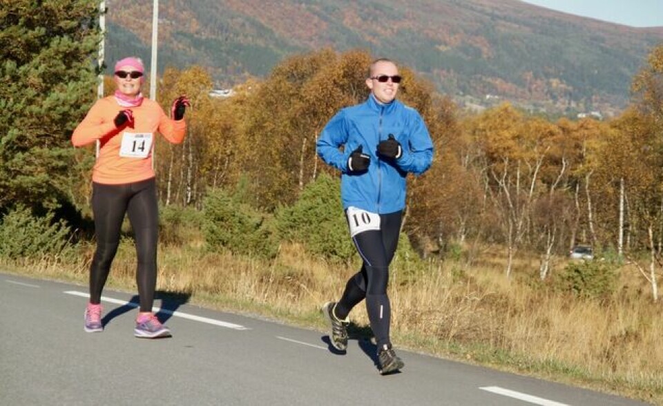 Olger Pedersen var raskest rundt Snipsøyrvatnet Morten_Andersen_and_Marit_Lillestoel