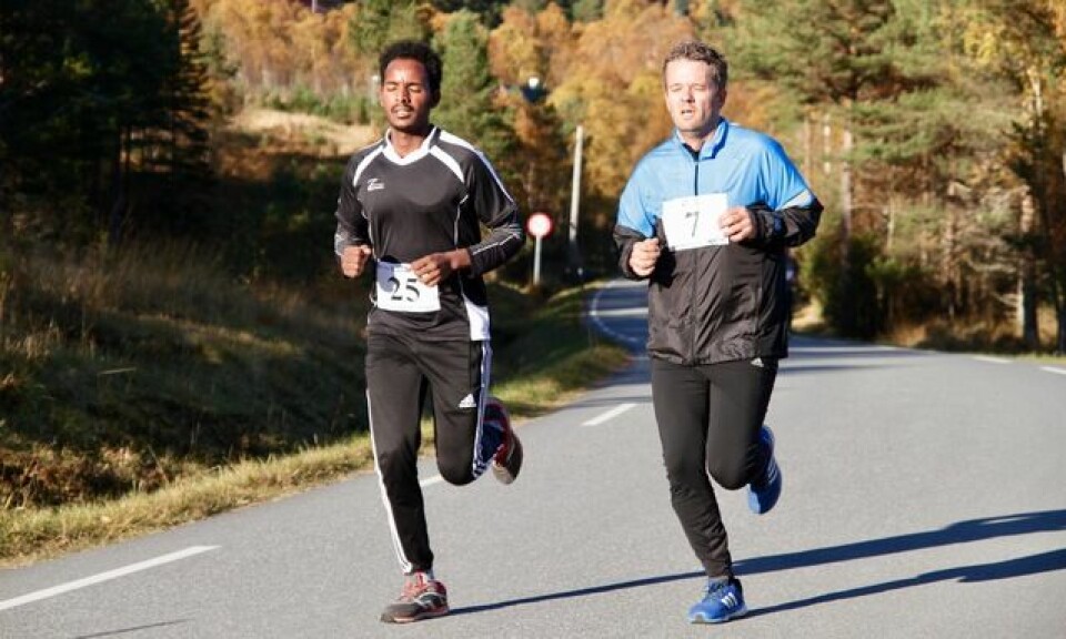 Olger Pedersen var raskest rundt Snipsøyrvatnet Abdelaziz Adem_and_Christoffer_Bakkely