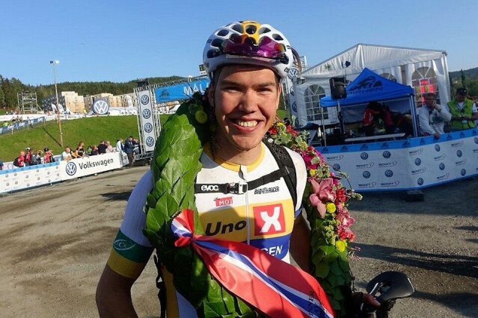 Erik Nordsæter Resell rekordrask i Birkebeinerrittet Erik_Nordsaeter_Resell_med kransen.jpg