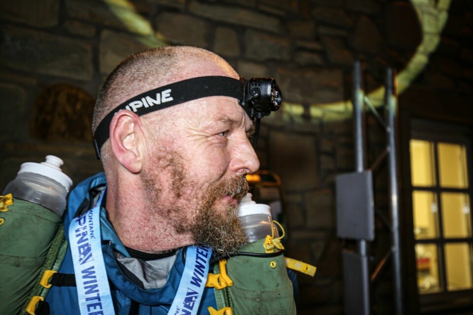 Leif Abrahamsen er i mål etter 410 km i britisk fjellandskap. (Foto: Montane Spine Race) Leif Abrahamsen er i mål etter 410 km i britisk fjellandskap. (Foto: Montane Spine Race)