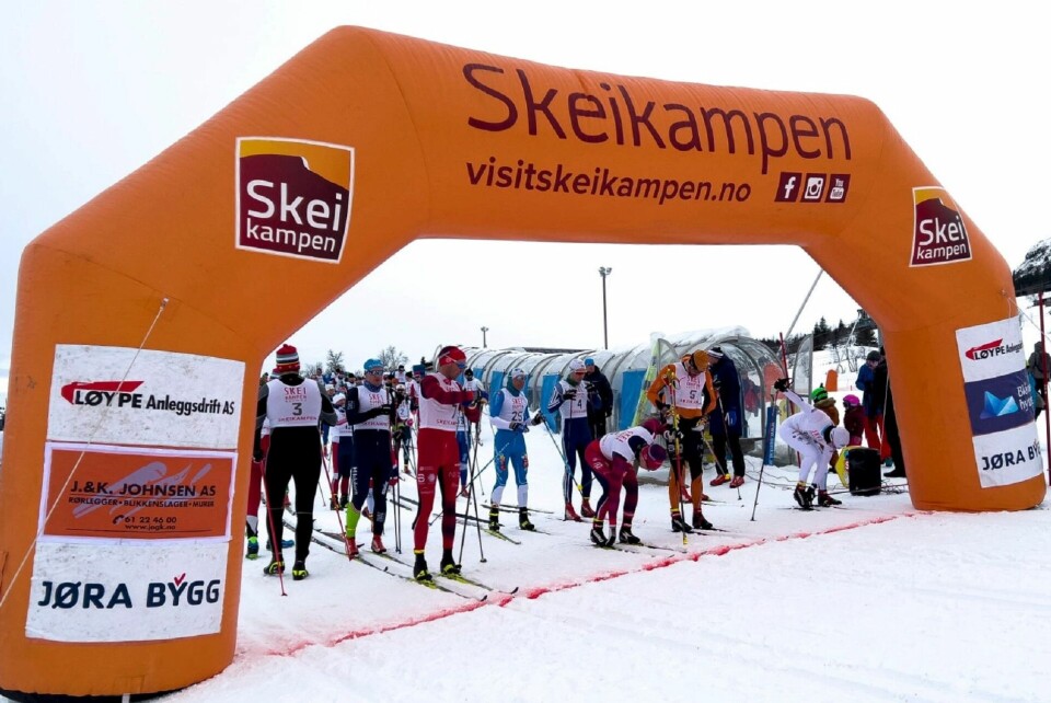 Løperne gjør seg klare til start på skitorget på Skeikamoen lørdag formiddag. (Foto fra Visit Skeikampens facebookside) Løperne gjør seg klare til start på skitorget på Skeikamoen lørdag formiddag. (Foto fra Visit Skeikampens facebookside)