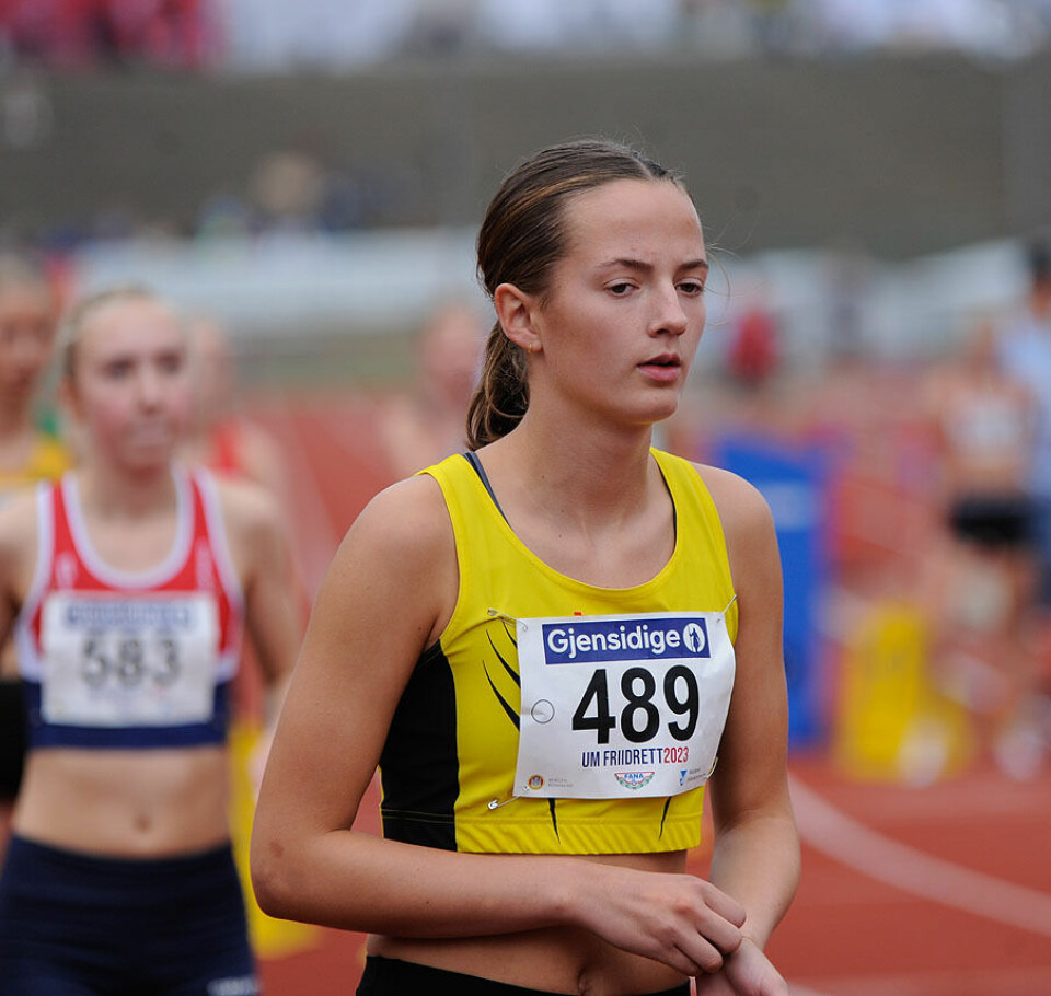 Astrid Cecilie Berntsen med en klar seier på 800 i J-16 i UM _DSC1994.jpg