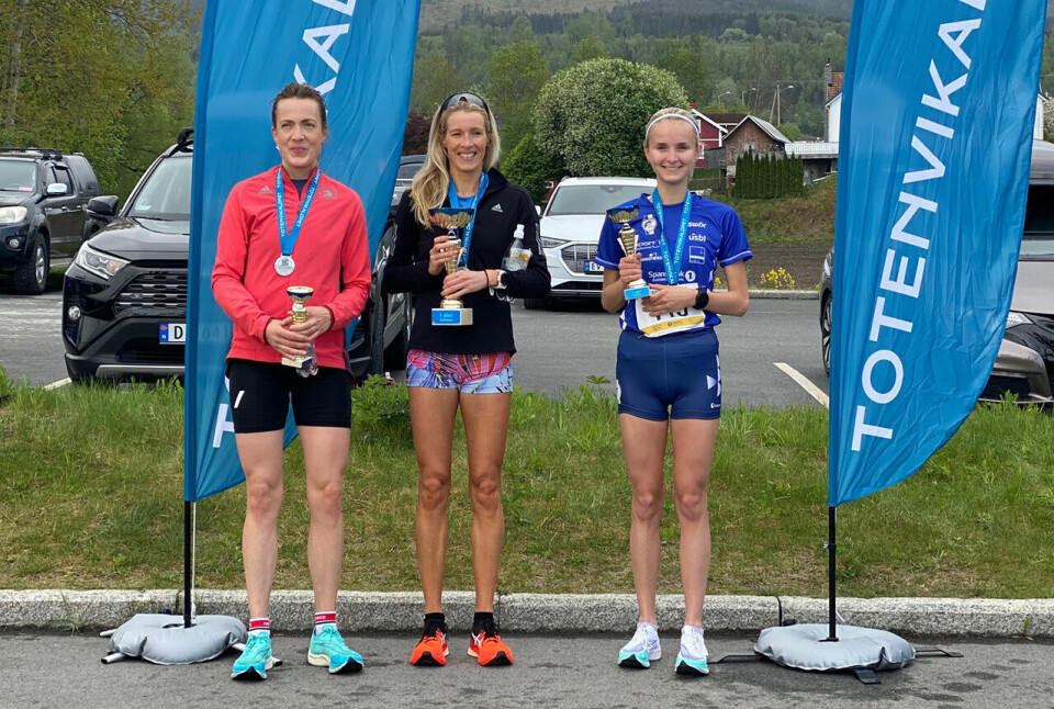 75 deltok i 2. utgave av Totenvikaløpet 3-beste-kvinner.jpg