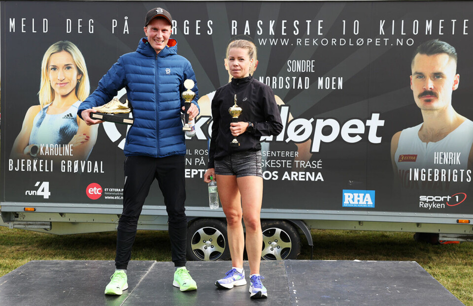 Sondre Nordstad Moen løp på 28.42 og Ida Bergsløkken på 37.17 da de gikk til topps i Rekordløpet. (Foto: Marianne Røhme) Sondre Nordstad Moen løp på 28.42 og Ida Bergsløkken på 37.17 da de gikk til topps i Rekordløpet. (Foto: Marianne Røhme)