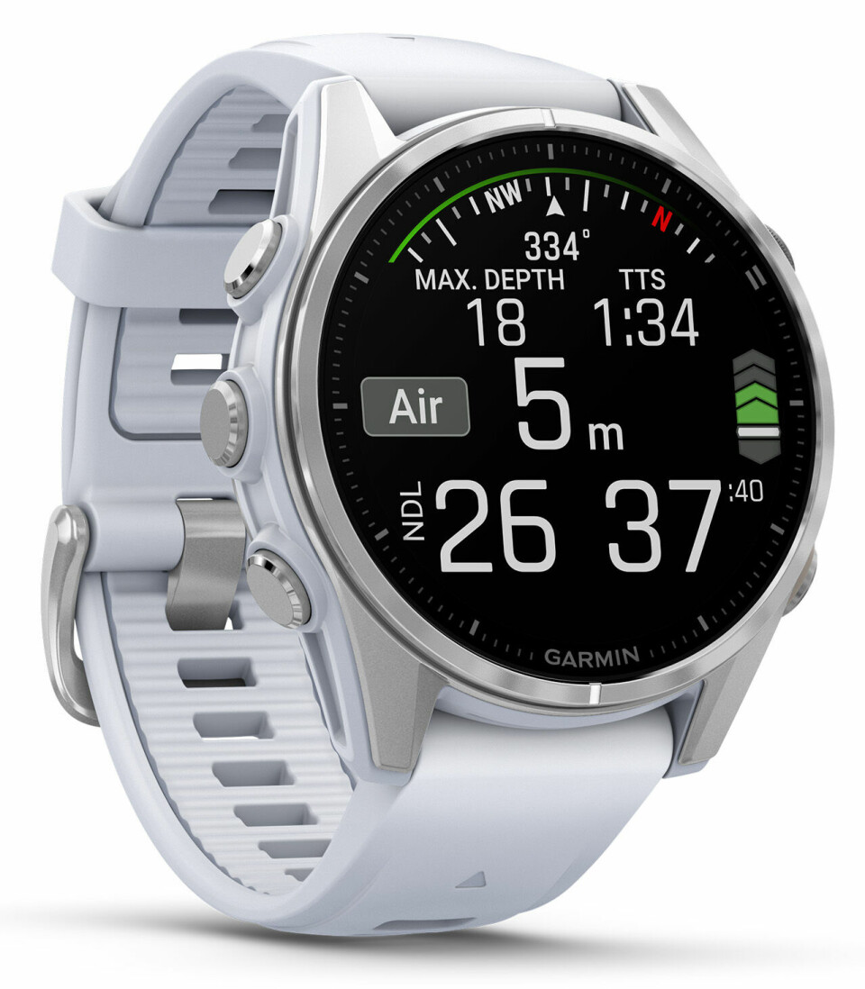 Garmin Fenix 8 og Enduro 3 er nå lansert Fenix8_43_HR_Stainless_Whitestone_Front-right_0003_fenix8_dive_metric.jpg