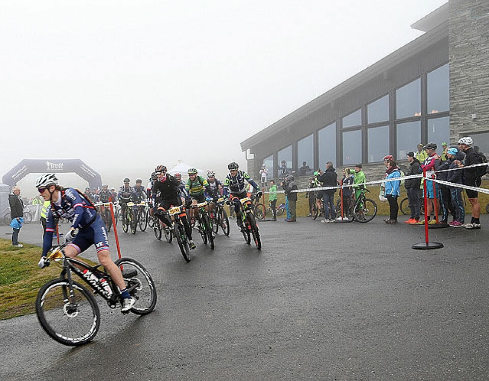 568 kom i mål i sølete UltraBirk i tåke, regn og vind Start_ultra_Pellestova_Foto_Geir_Olsen_.jpg