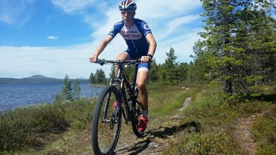 Erik Fiskvik ved Femunden som blir omgivelsene for de suksessfulle Team Trek Mesterhus-rytterne under Femundrittet kommende lørdag. (Foto: Team Trek Mesterhus) Erik Fiskvik ved Femunden som blir omgivelsene for de suksessfulle Team Trek Mesterhus-rytterne under Femundrittet kommende lørdag. (Foto: Team Trek Mesterhus)