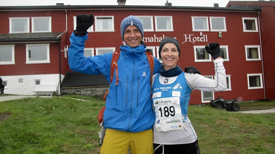 Vinnerne fotografert på toppen ved Vatnahalsen hotell. Foto : Arrangøren Vinnerne fotografert på toppen ved Vatnahalsen hotell. Foto : Arrangøren