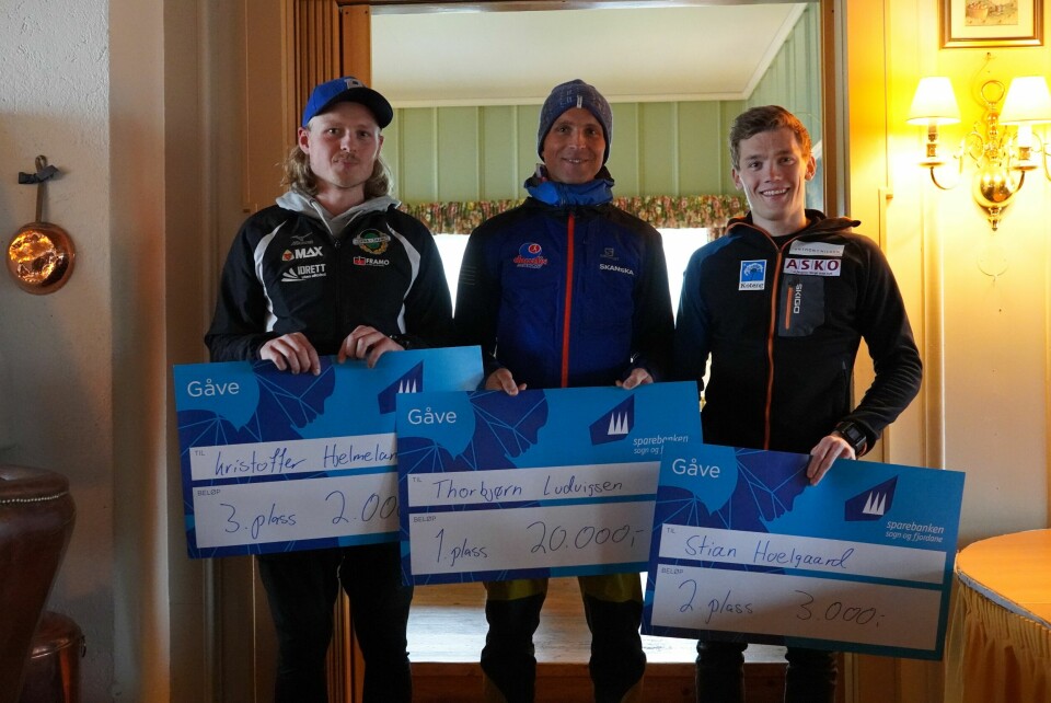 Torbjørn Ludvigsen og Anita Lilleskare vant Flåmsdalenløpet topp 3 herrer.jpg