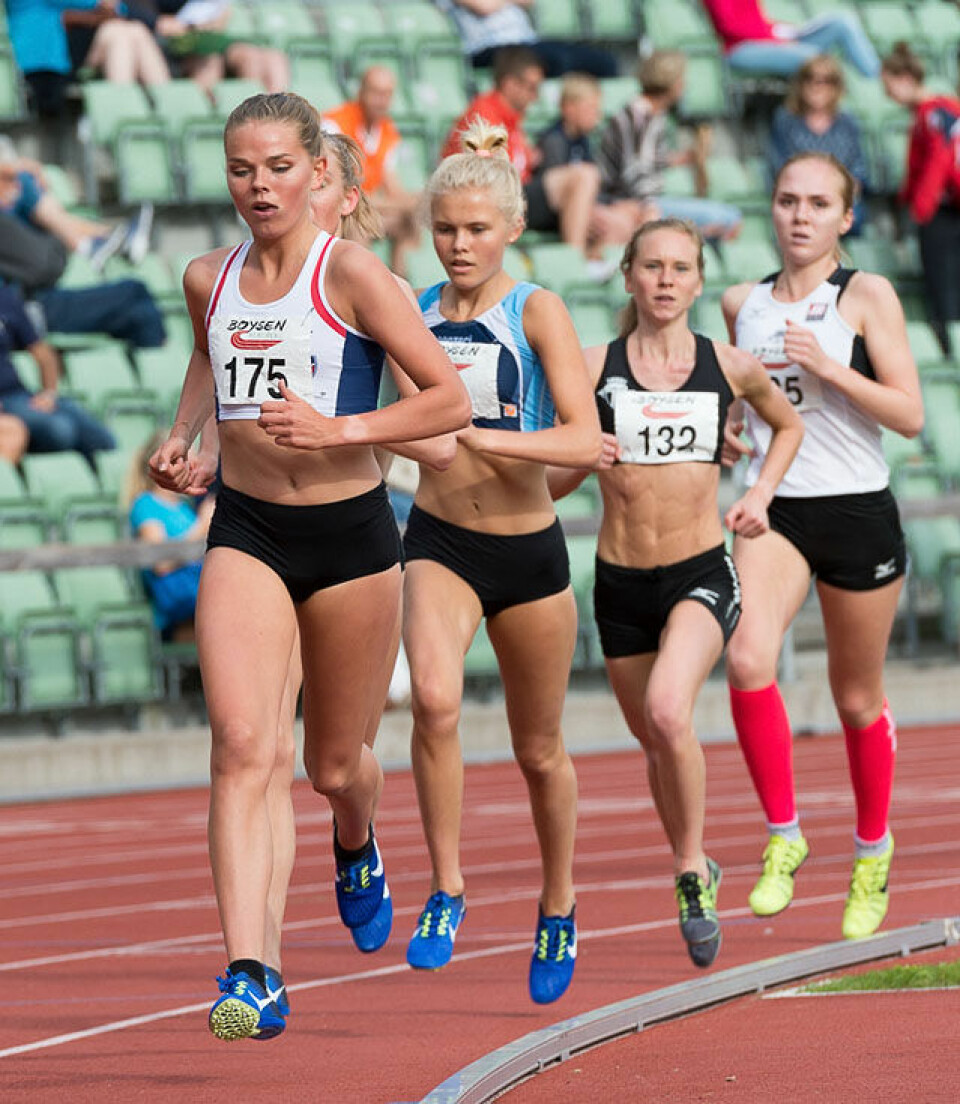 Suveren 5000 m av Jakob Ingebrigtsen i Boysen Memorial 3000m_kvinner_felt2_DSC_9175.jpg
