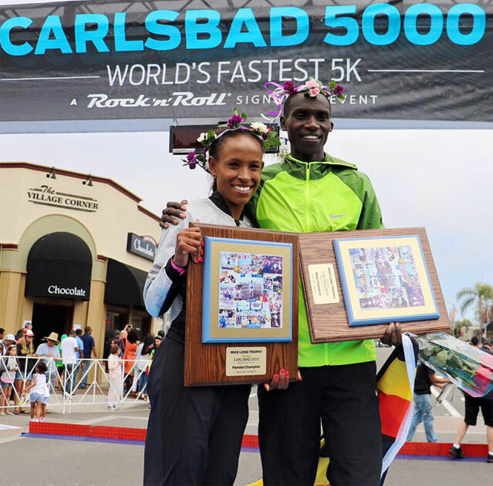 Veteranrekord av Bernard Lagat og sterk svensk løping i Carlsbad Carsbad_vinnerne.jpg