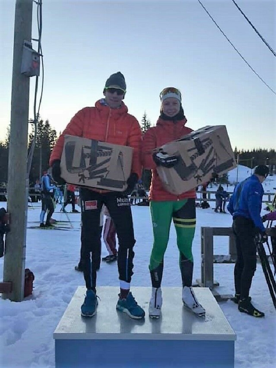 Simen Østensen best av 500 i Budorrennet Elgvinnere_pallen.jpg