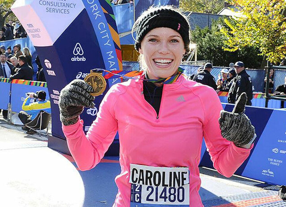 Annie Bersagel nr. 10 i iskald New York Marathon Carline_Woznicki_med_medaljen_foto_NYRR.jpg
